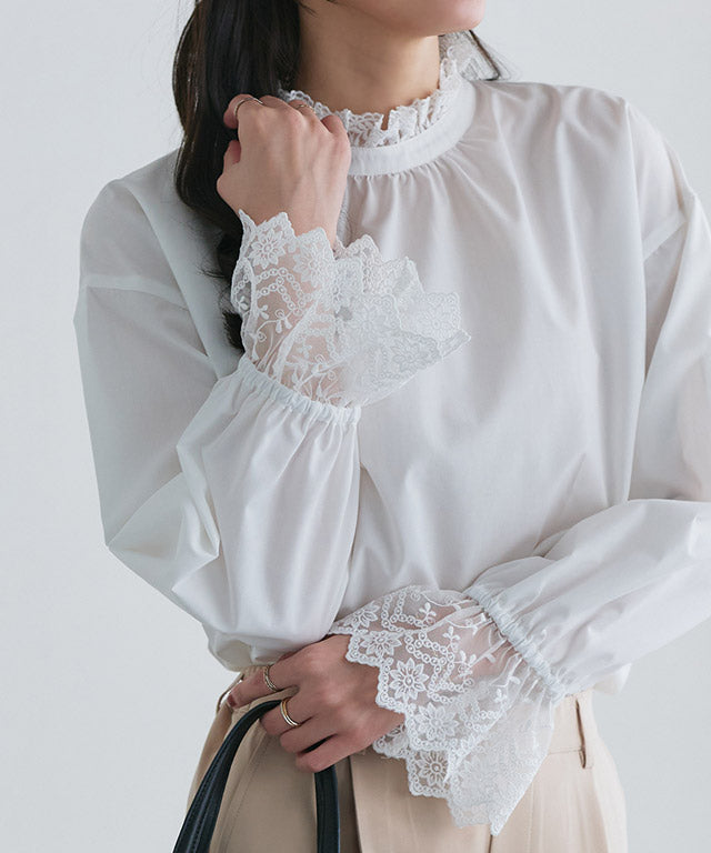 ピエロ Pierrot 襟袖レースブラウス （オフホワイト） オフホワイト