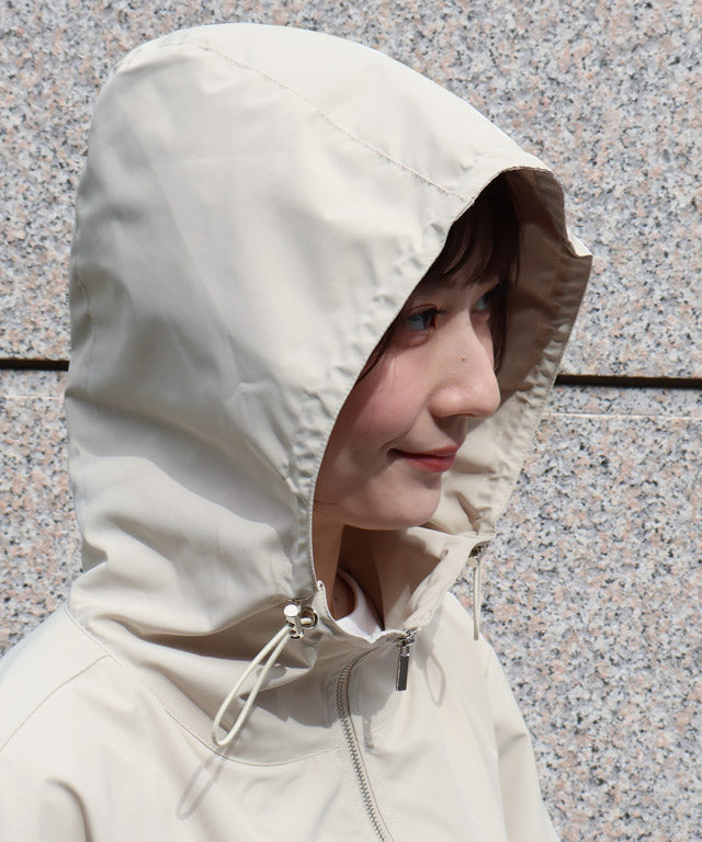 ピエロ Pierrot 【低身長向け】バックフリルレインコート （ネイビー） ネイビー