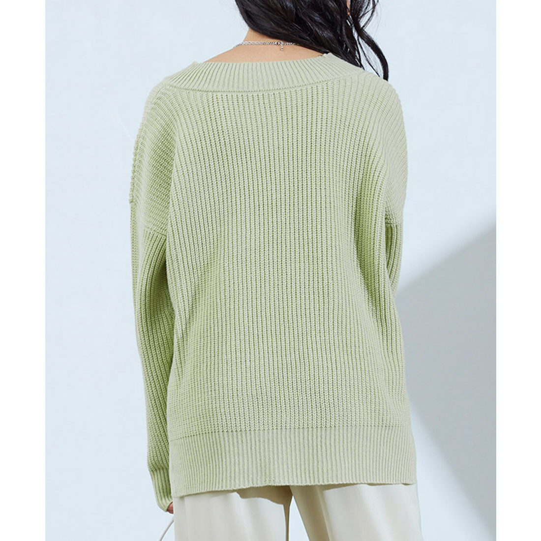 ルーズシルエットVネックニット