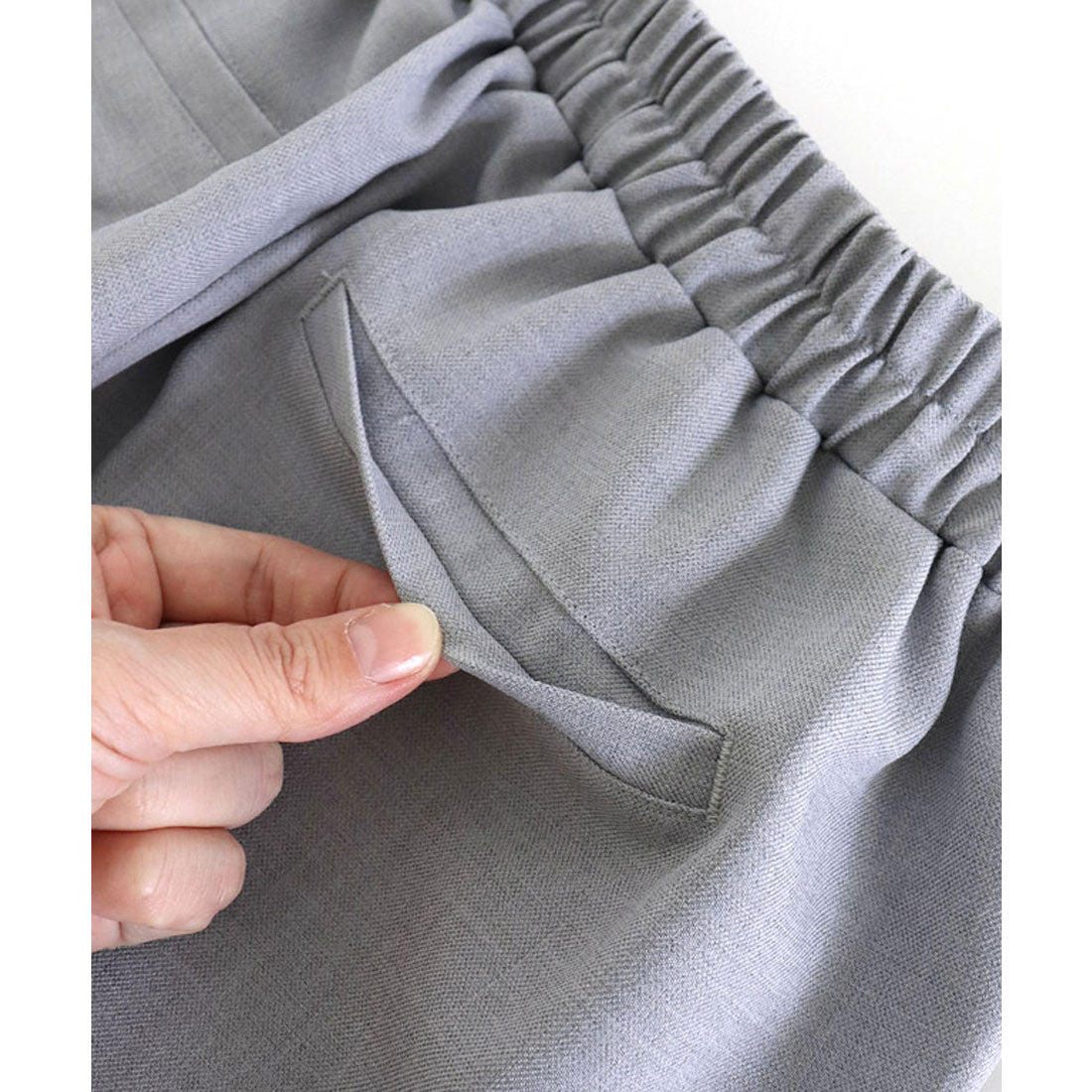 Marvelous by Pierrot Linen-like pin-tuck straight pants