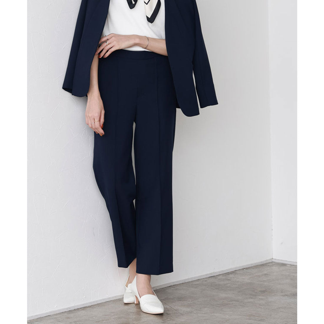 Marvelous by Pierrot Linen-like pin-tuck straight pants