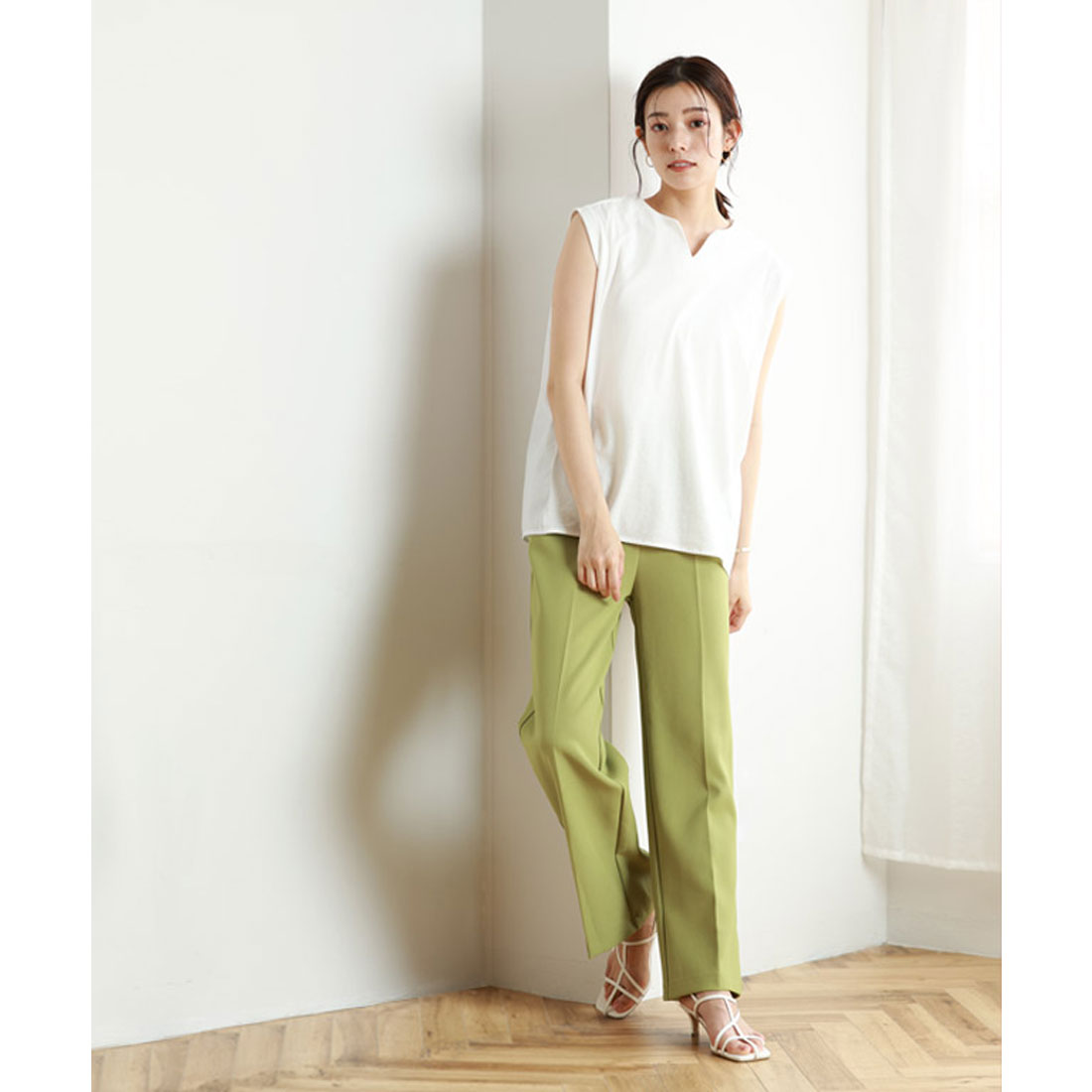 異素材切り替えキーネックカットソー