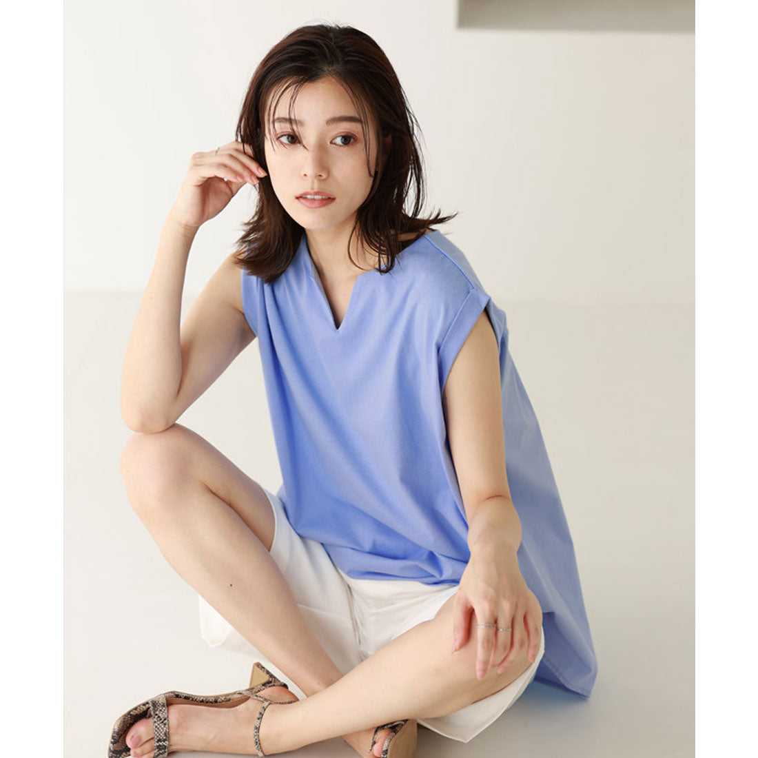 異素材切り替えキーネックカットソー