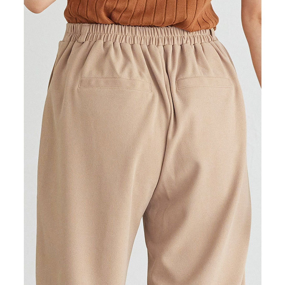 Pair Skin Pintuck Pants