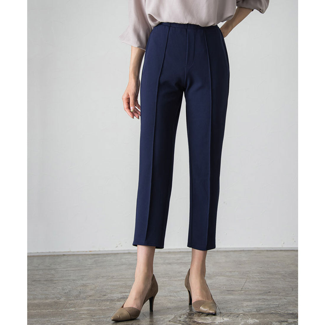 Pair Skin Pintuck Pants