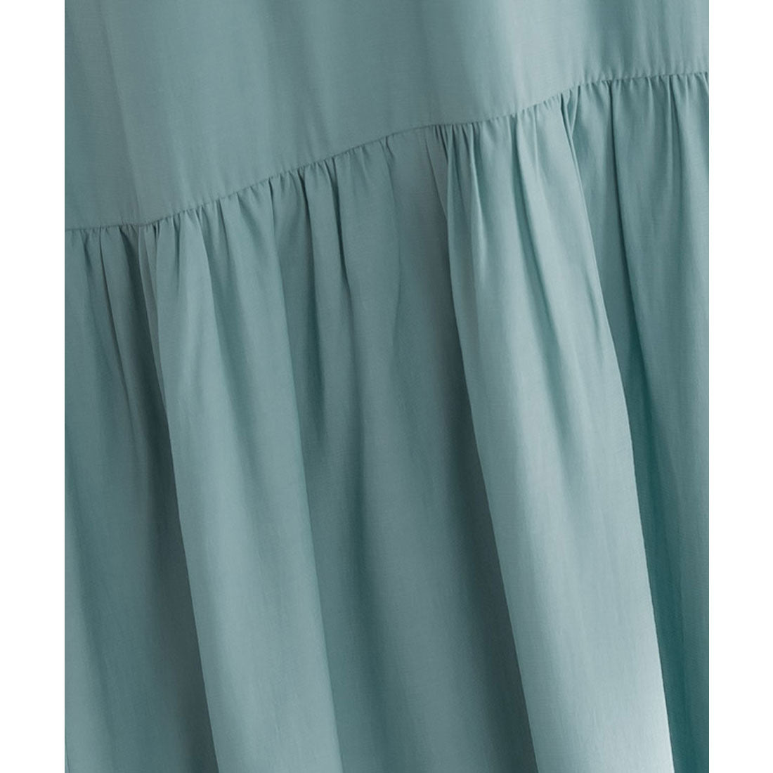 奇妙的白皮皮埃羅（Pierrot）奇妙的pierrot下擺切換法式袖子一件