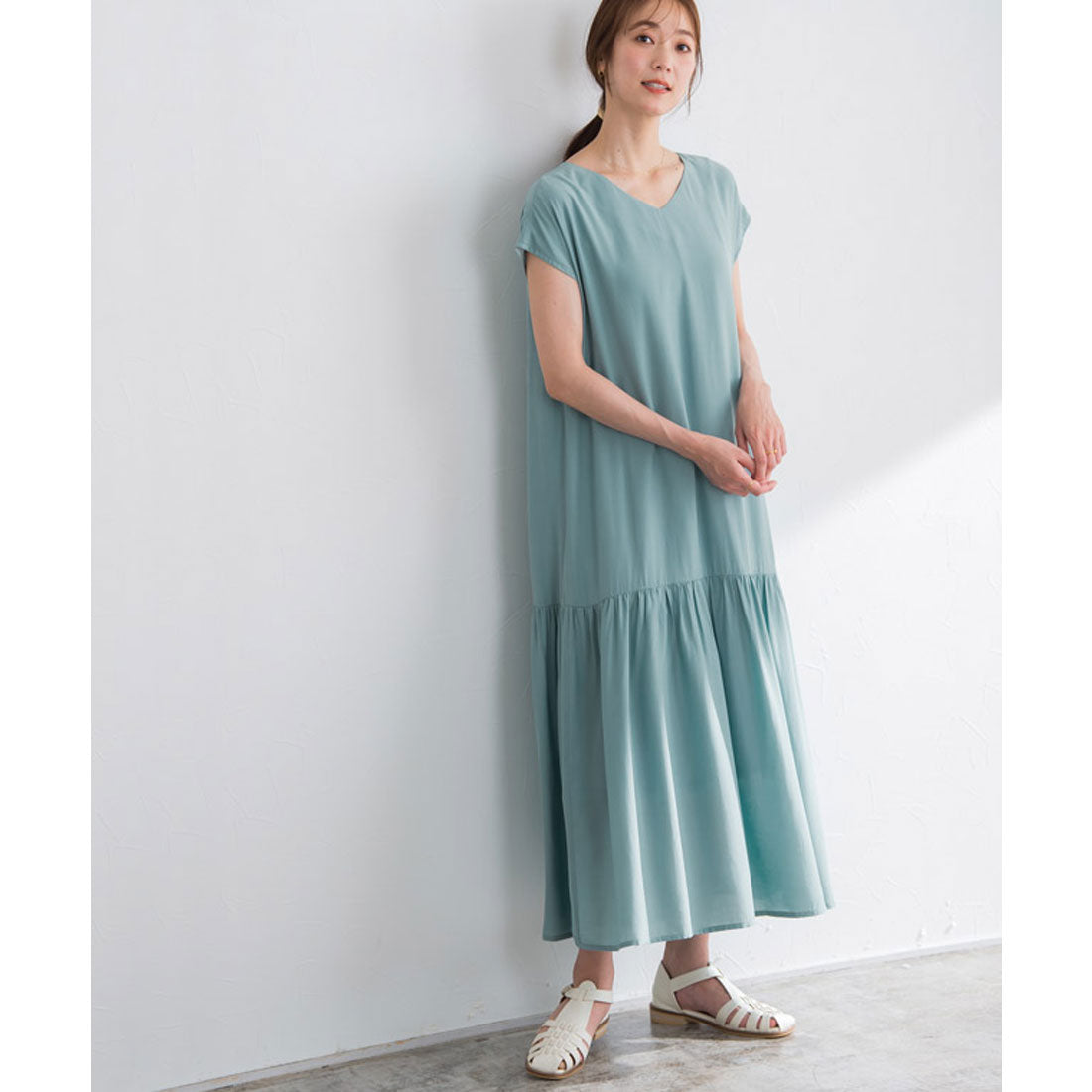 奇妙的白皮皮埃羅（Pierrot）奇妙的pierrot下擺切換法式袖子一件