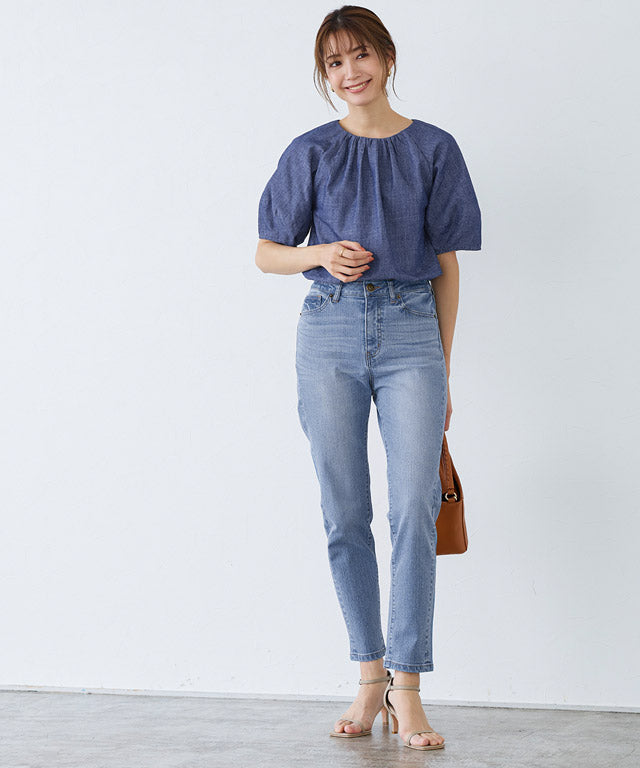 シャンブレーギャザーブラウス