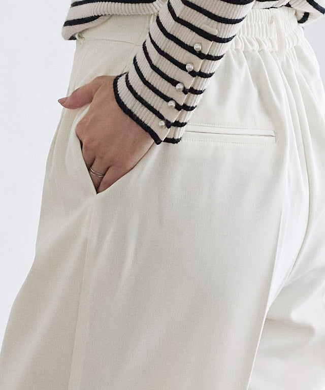 Back Micro-Fleece Tuck Pants