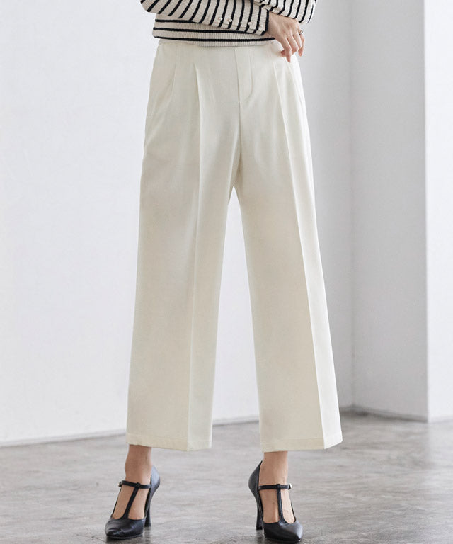 Back Micro-Fleece Tuck Pants