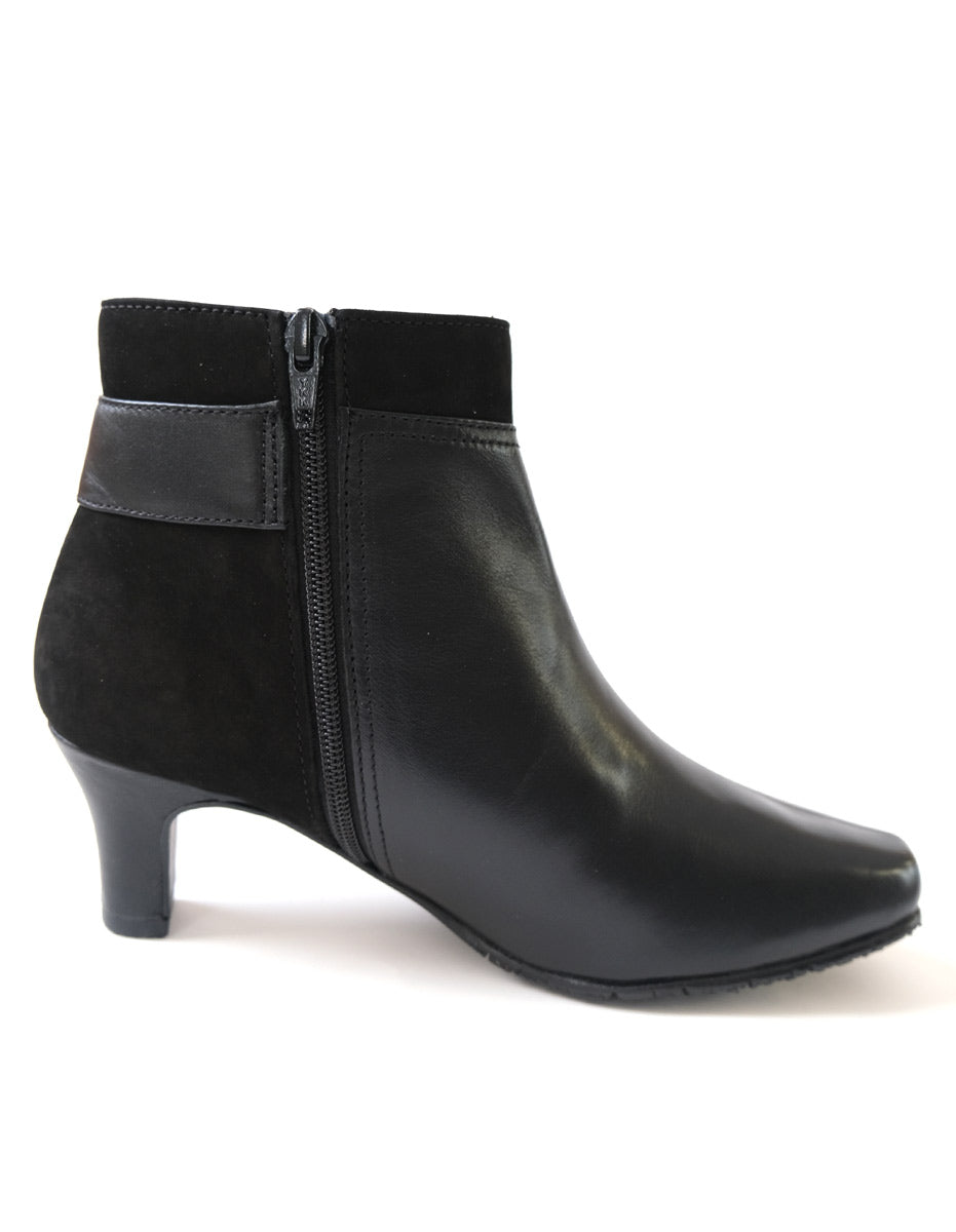 [Genuine Leather] Short Boots Boots Leather 6cm Heel Women's Easy to Walk Leather Boots black