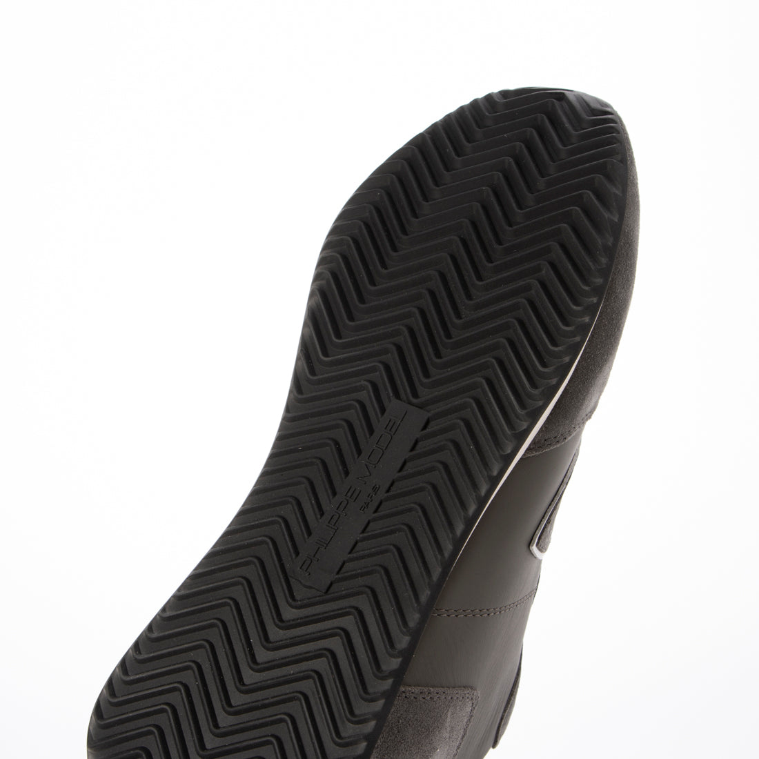 フィリップモデル PHILIPPE MODEL BASIC VEAU M （CHARBON） CHARBON