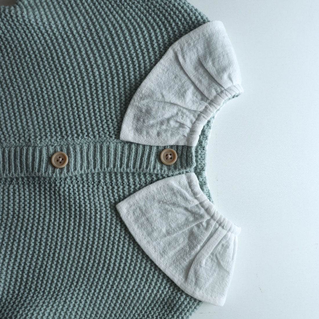 Petit Main Frill Collar Knit Coverall [Non-returnable item]