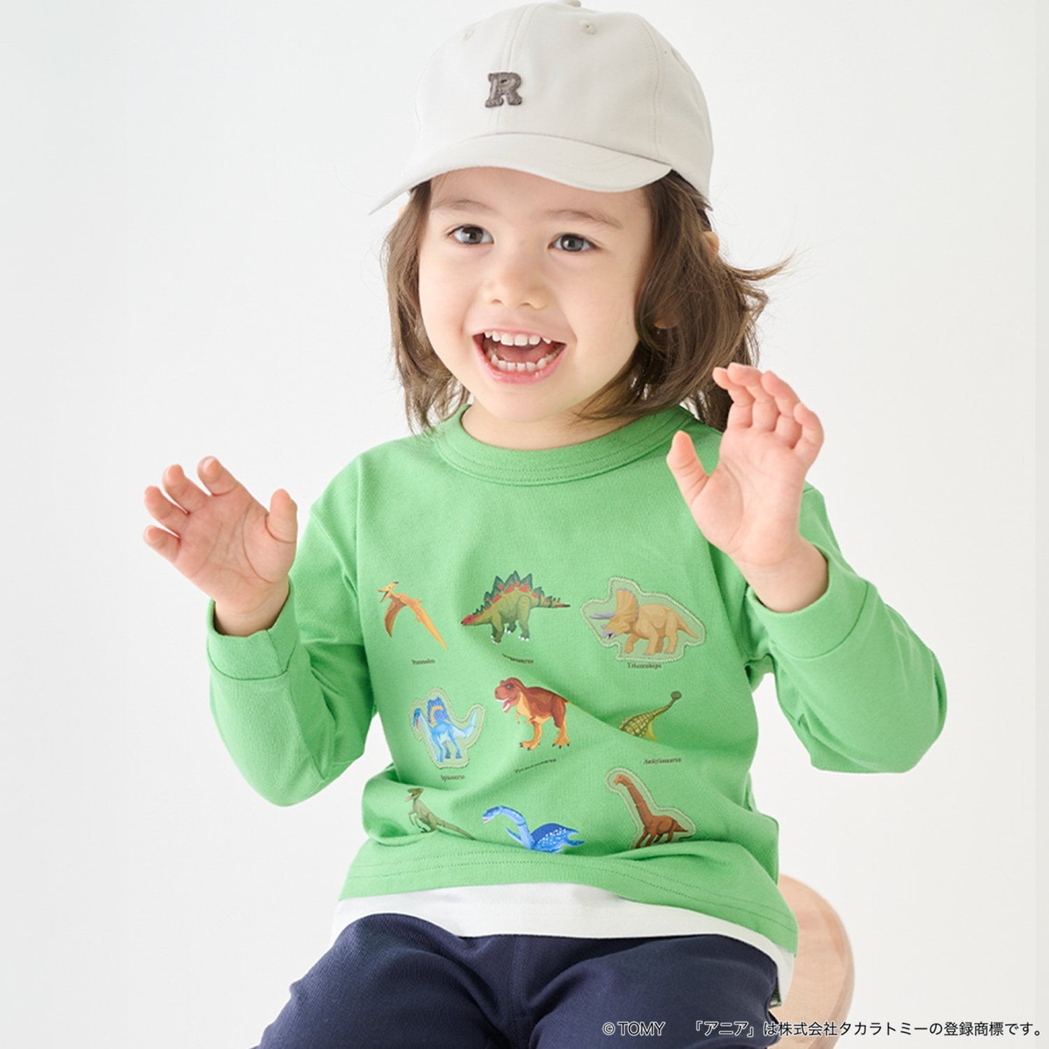 プティマイン petit main 【TOMICA・ANIA】グラフィック長袖Tシャツ （薄ベージュ） 薄ベージュ