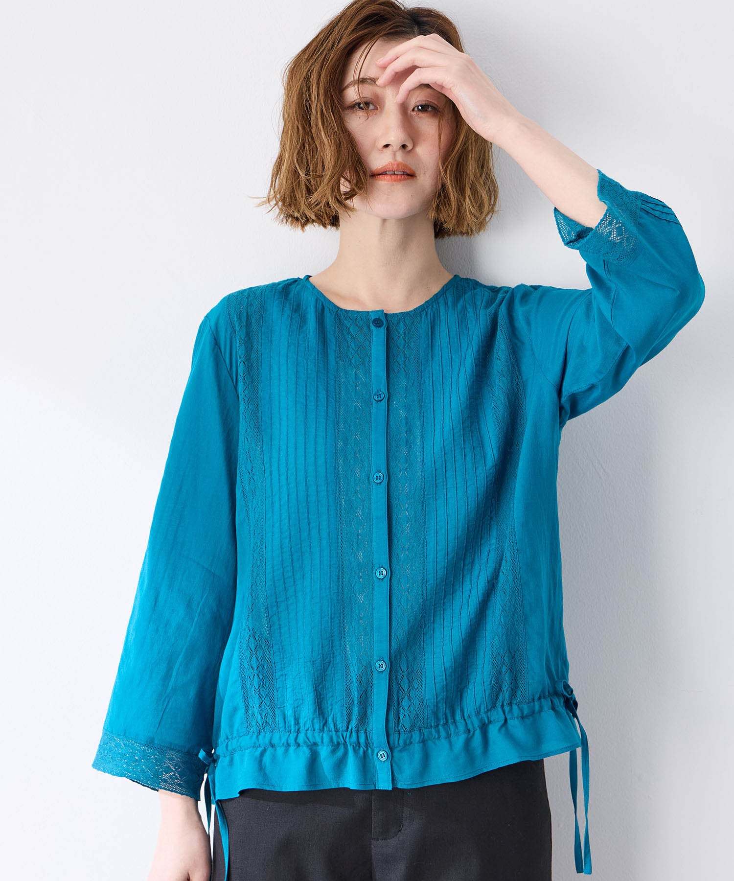 プチ オンフルール Petit Honfleur レースドロストブラウス （サックス） サックス