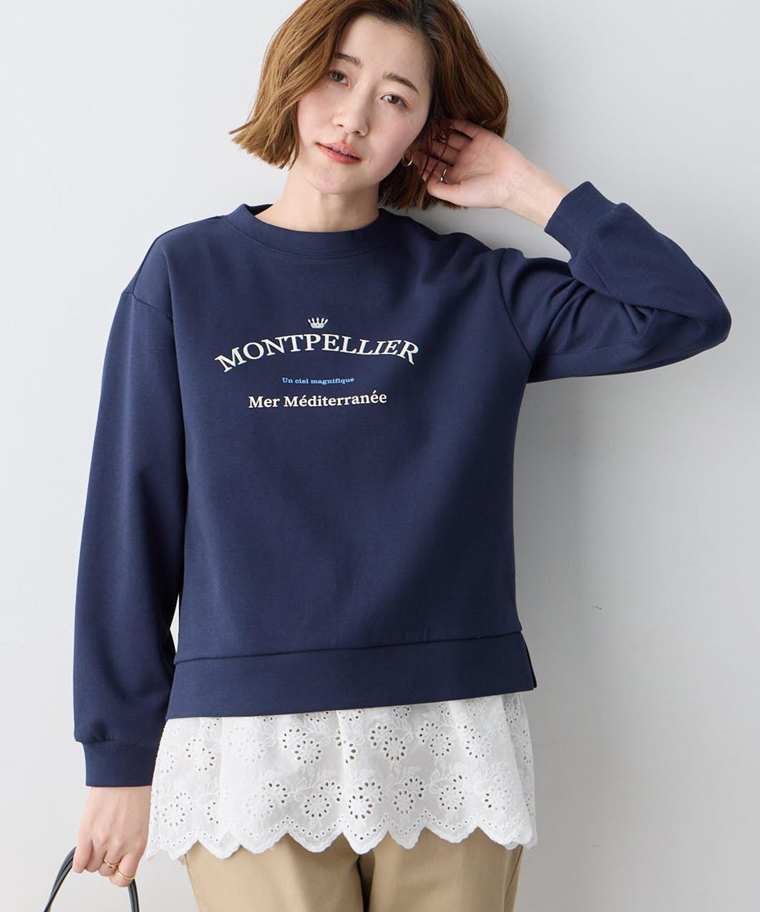 プチ オンフルール Petit Honfleur カレッジロゴプルオーバー （ネイビー） ネイビー