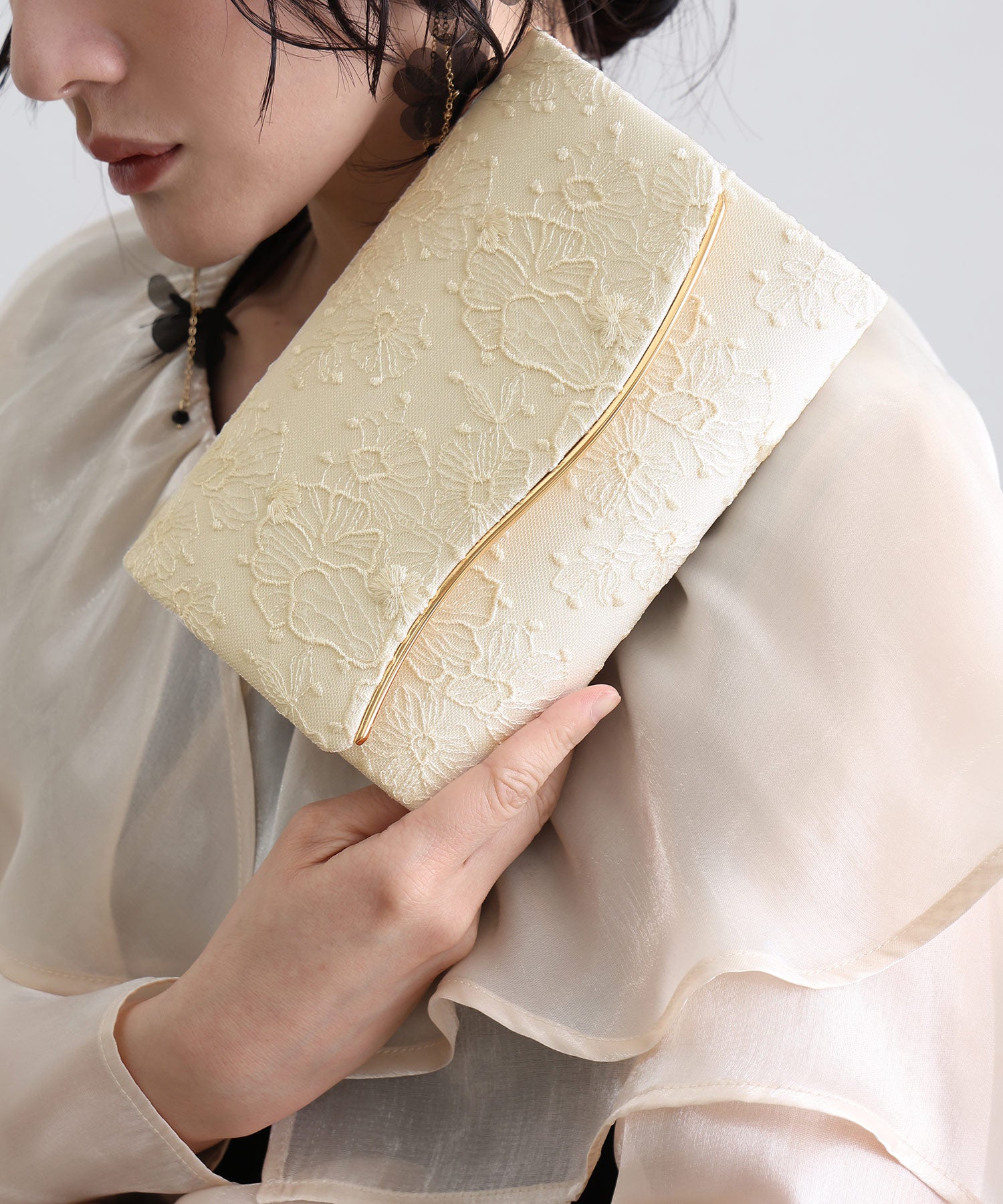 プールヴー PourVous スパンコール刺繍同窓会オケージョンお呼ばれ結婚式 フォーマル ワンピース パーティードレス 20代 30代 40代 （ベージュ） ベージュ