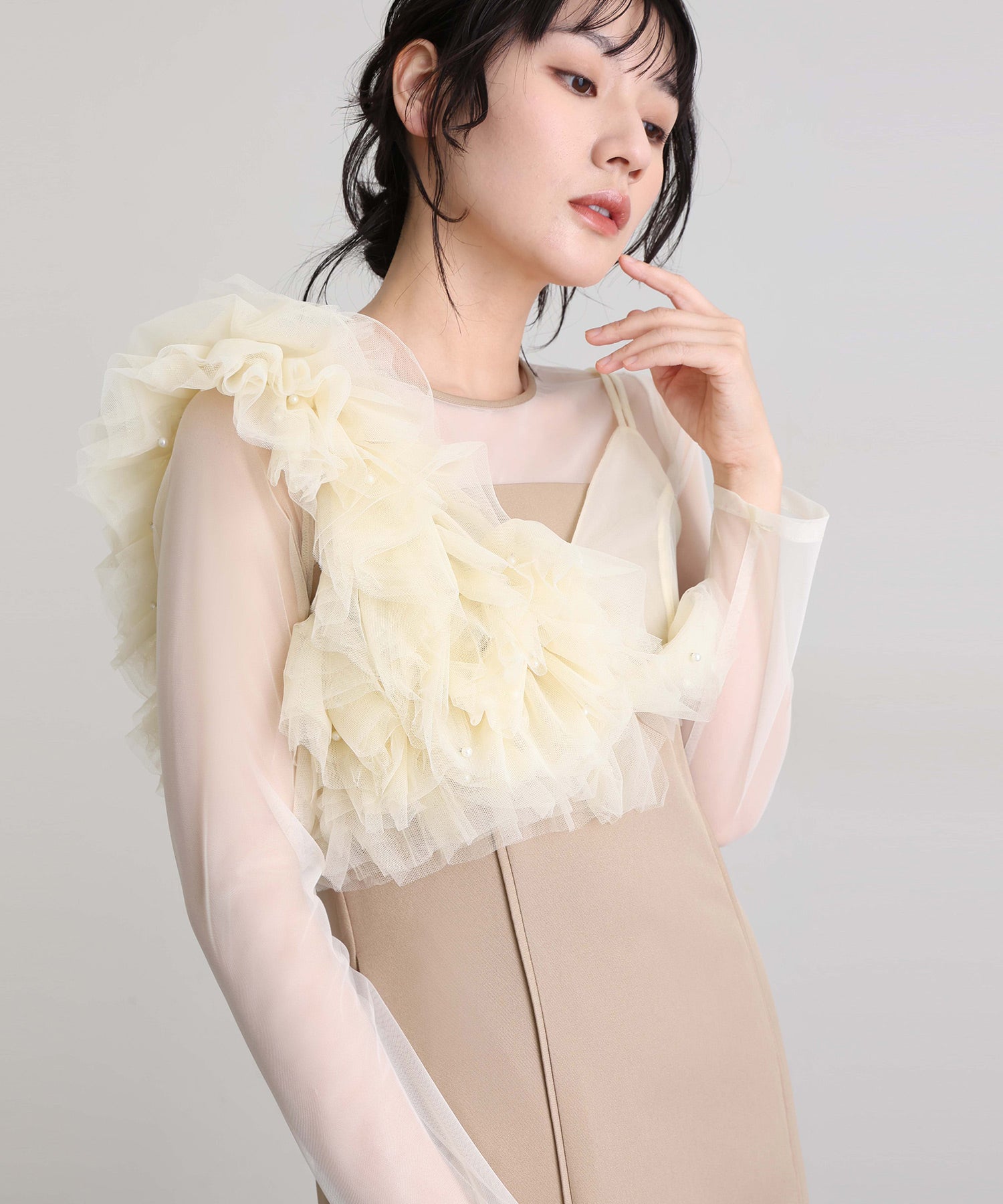 プールヴー PourVous ミモレ丈&袖ありフォーマルフリルパールビスチェ2点セットIラインタイトセレモニー結婚式二次会パーティードレスオケージョンドレス同窓会成人式 フォーマル ワンピース 20代 30代 40代 （ベージュ） ベージュ