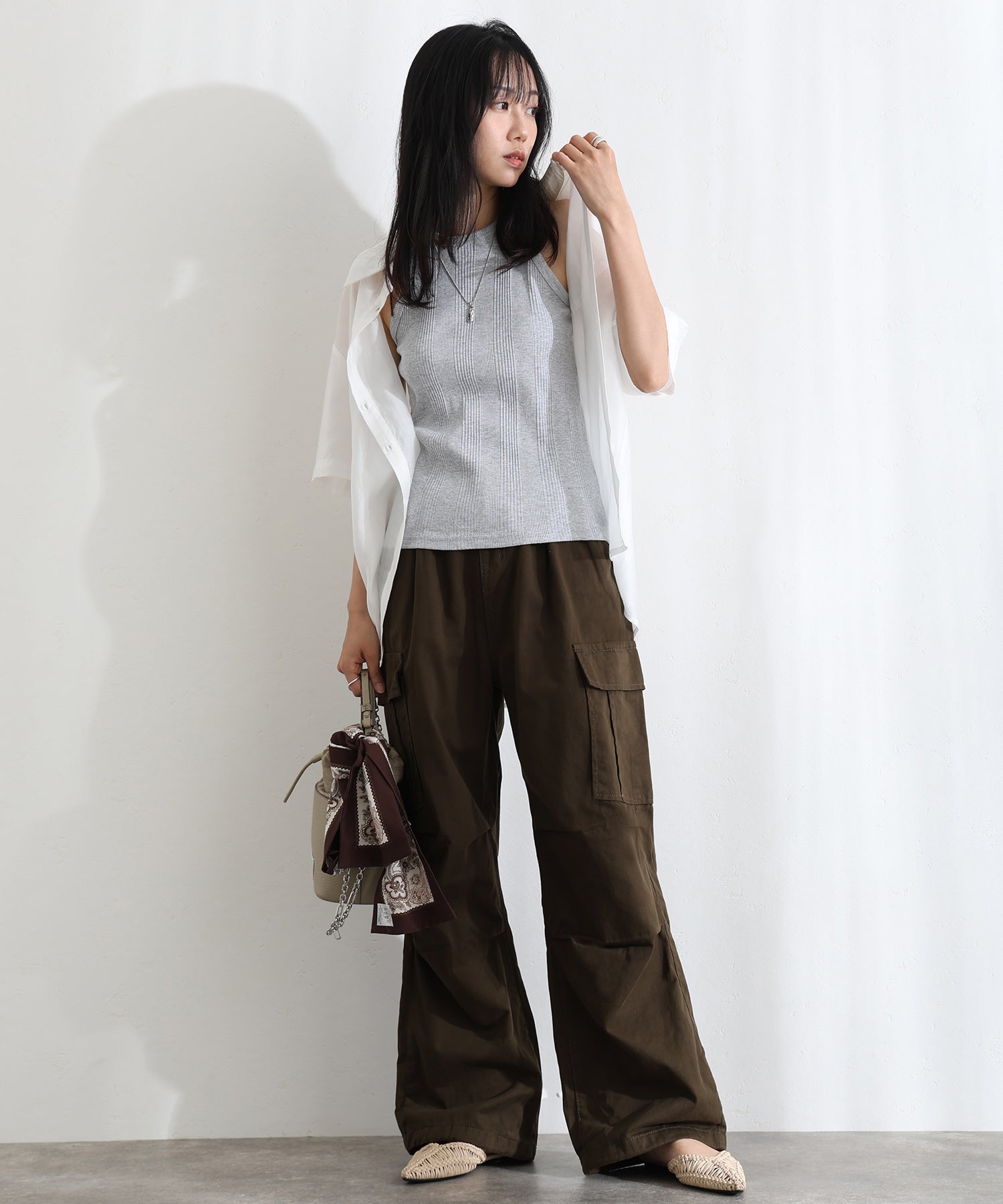 プールヴー PourVous ツイルワイドカーゴパンツ フォーマル ワンピース パーティードレス 20代 30代 40代 （カーキ） カーキ