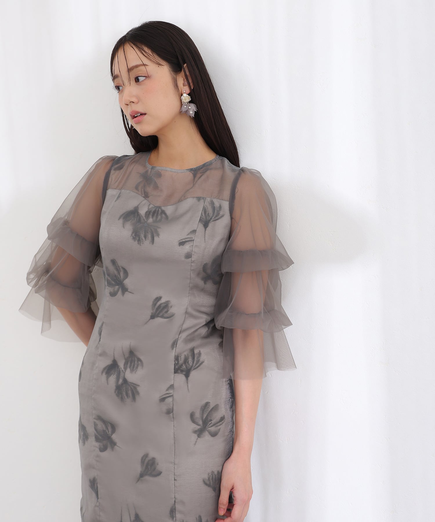 プールヴー PourVous フリルスリーブ シアー フラワー チュールパーティードレスセレモニーミモレ丈&七分袖結婚式二次会フォーマルオケージョンドレス同窓会成人式 フォーマル ワンピース パーティードレス （チャコール） チャコール
