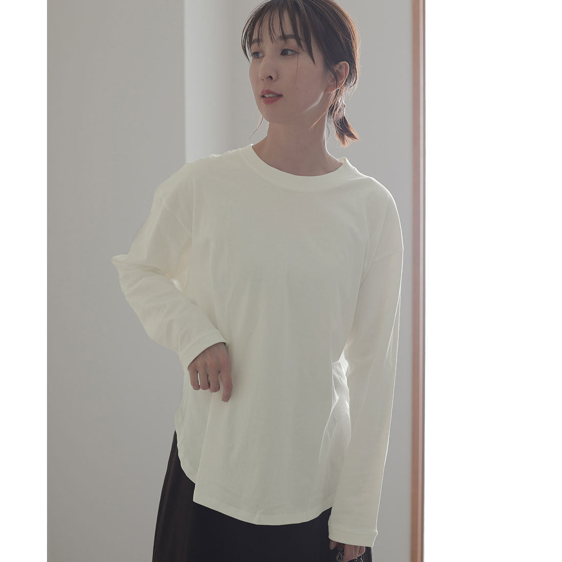 プールヴー PourVous ラウンドロングヘムロンT