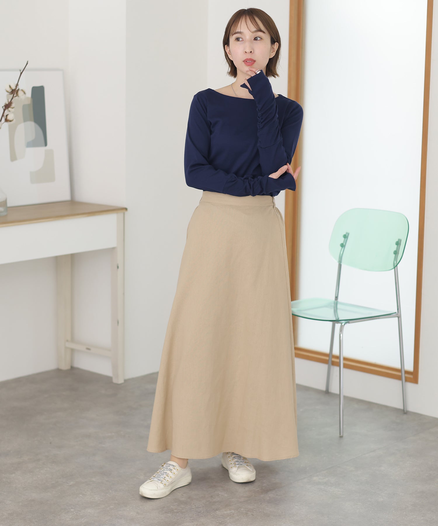 PourVous Boat Neck Fingerless T-Shirt