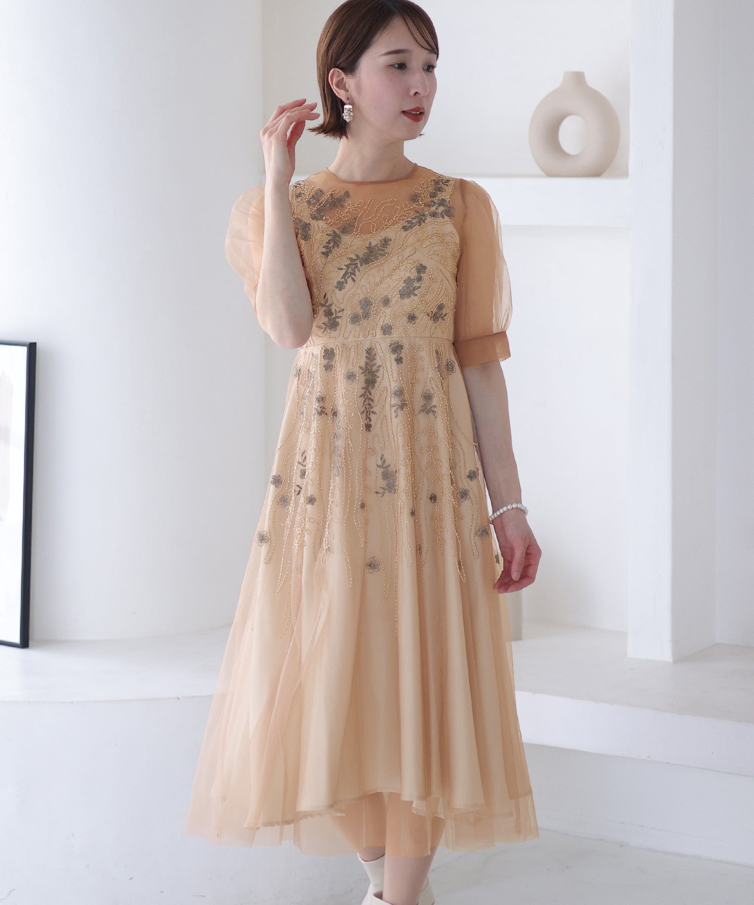 プールヴー PourVous ビーズ刺繍パーティードレスお呼ばれロング&袖あり結婚式フォーマル ワンピース 20代 30代 40代 （ベージュ） ベージュ