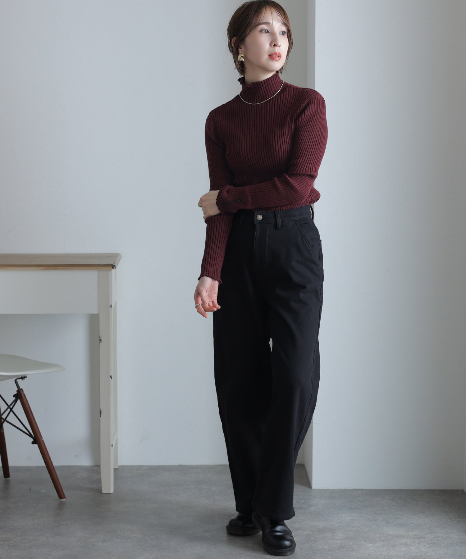 プールヴー PourVous メロウ襟タートルネックリブニット