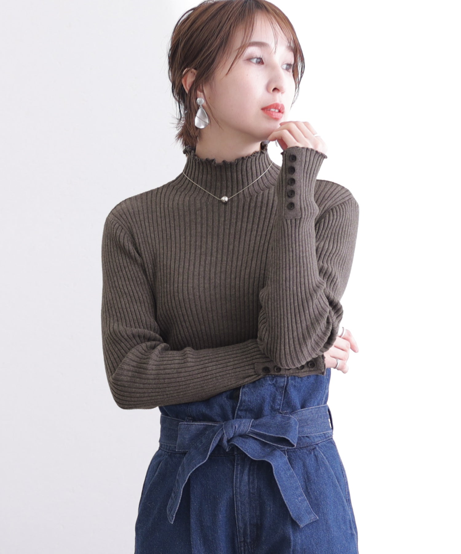 プールヴー PourVous メロウ襟タートルネックリブニット