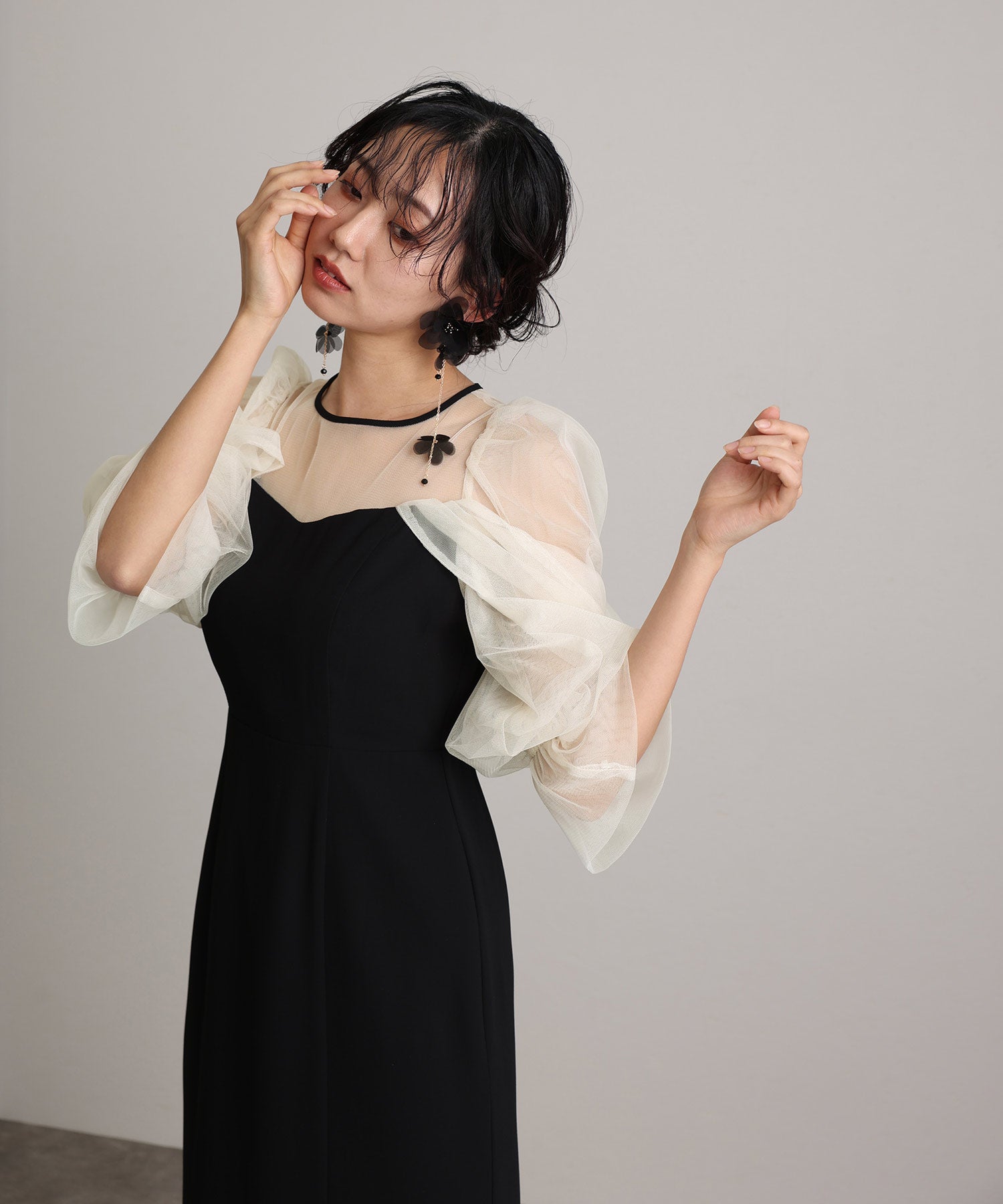 プールヴー PourVous 結婚式 ワンピース （オフ×ブラック） オフ×ブラック