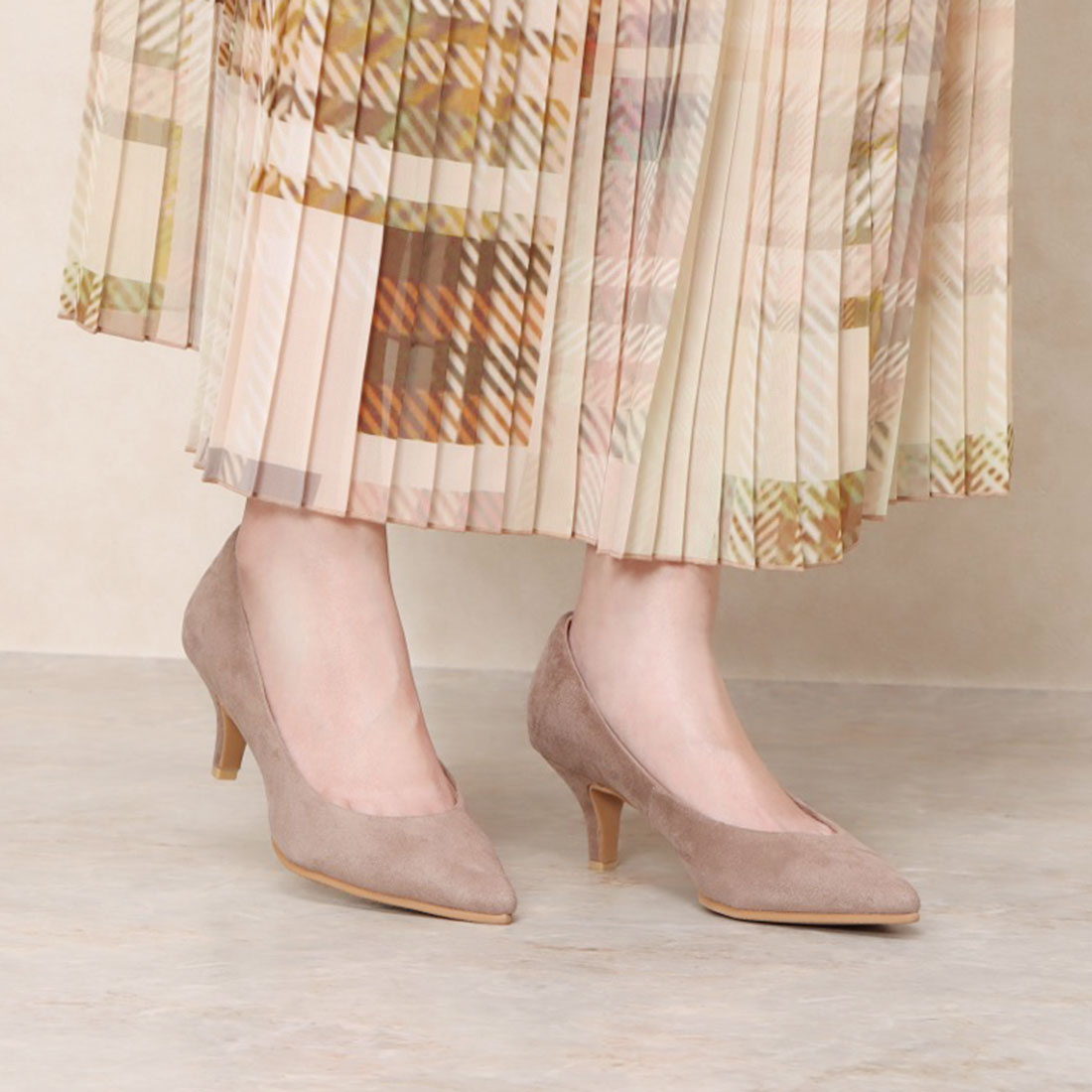 パラディクルール PARADIS COULEUR ポインテッドプレーンパンプス