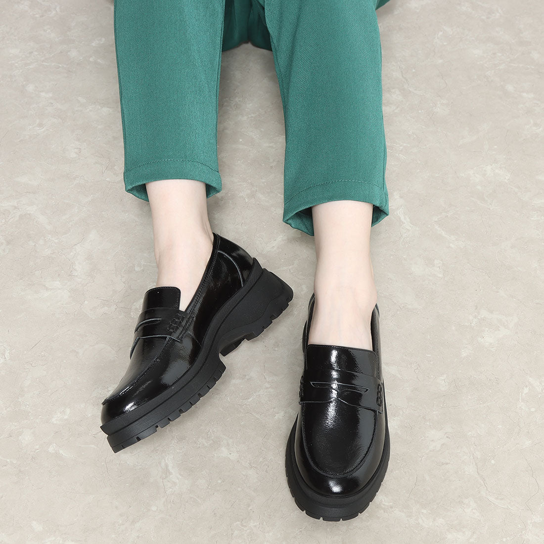 パラディクルール PARADIS COULEUR トラックソールローファー