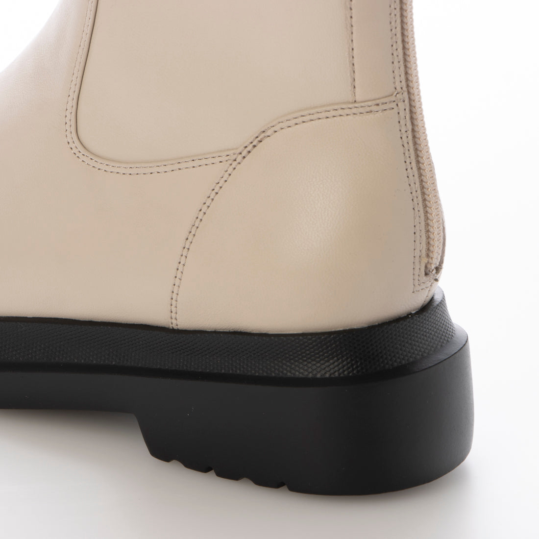 PARADIS COULEUR Round Toe Molded Sole Stretch Boots