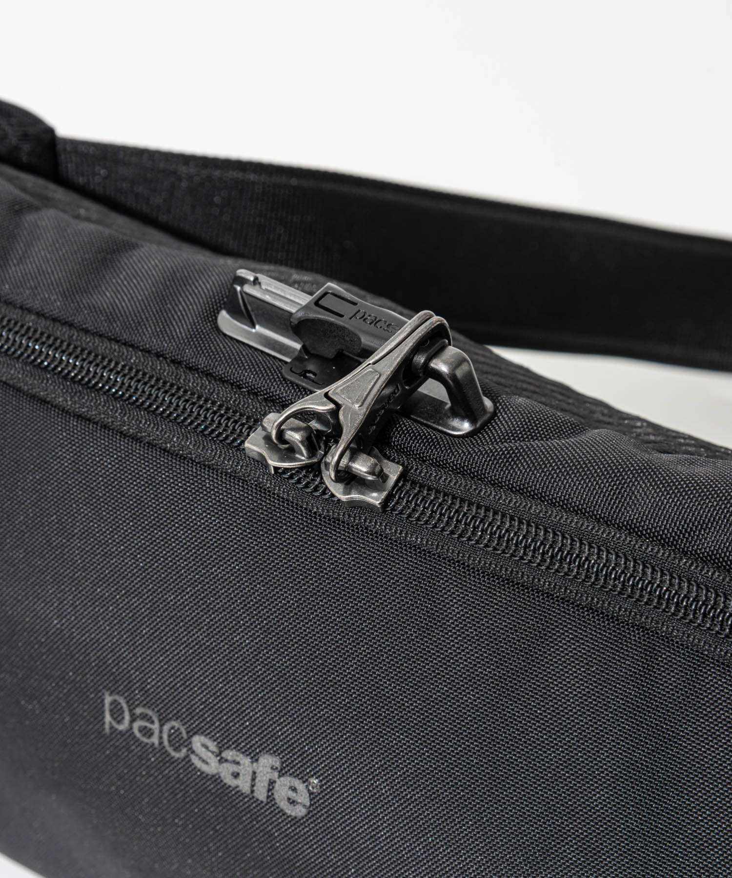 パックセーフ pacsafe 30615100 ボディバッグ X urban sling メンズ バック 盗難防止 アーバンスリング （ブラック） ブラック
