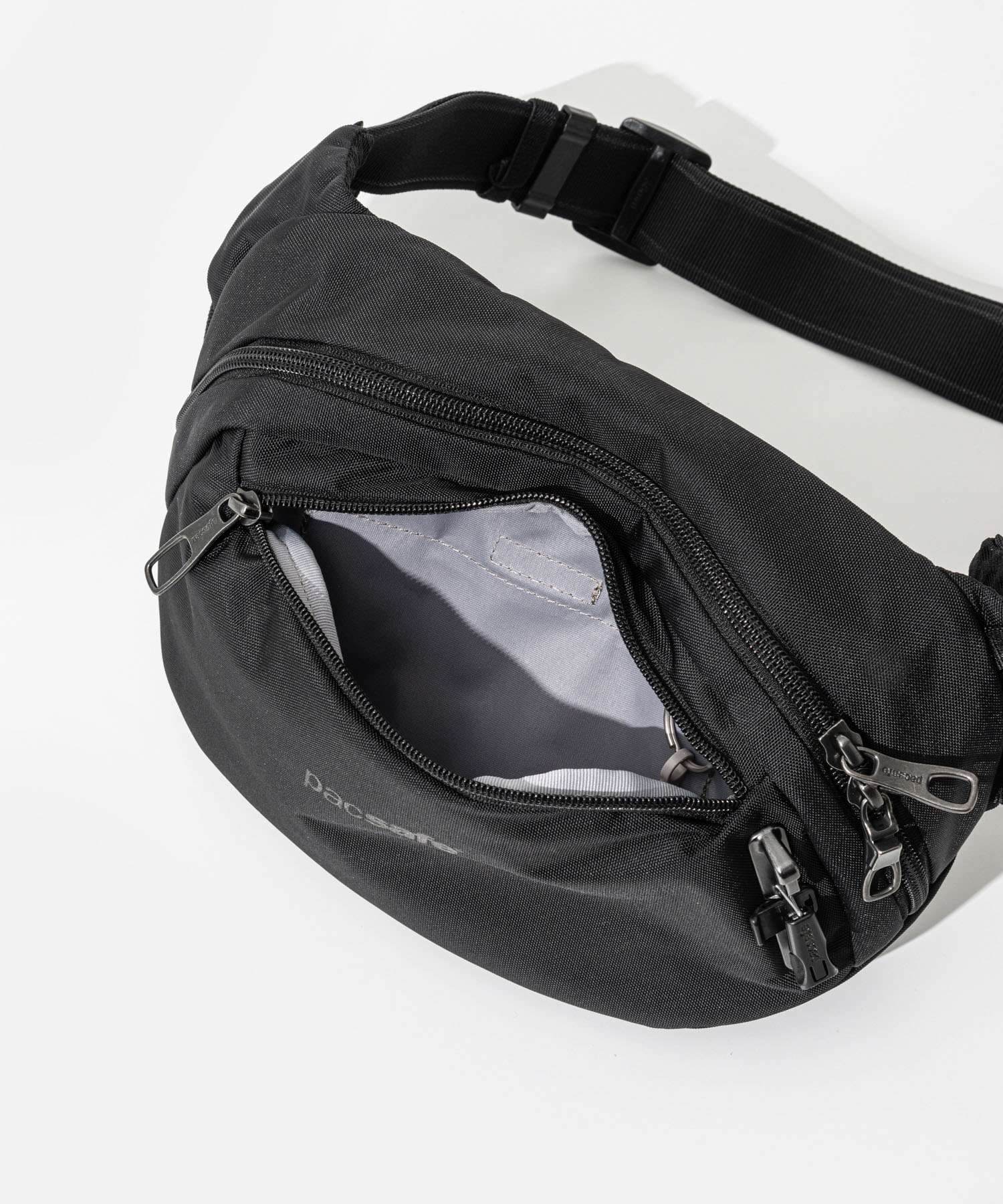 パックセーフ pacsafe 60141130 ボディバッグ Vibe 100 hip pack メンズ バック 盗難防止 クロスボディ （ブラック） ブラック