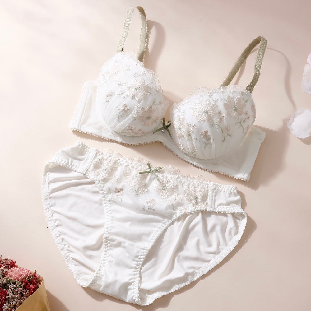 パリーゼ Palissee 【EFカップ】アムールブロッサムブラ＆ショーツ ナイスフィットシリーズ【返品不可商品】 （アイボリー） アイボリー