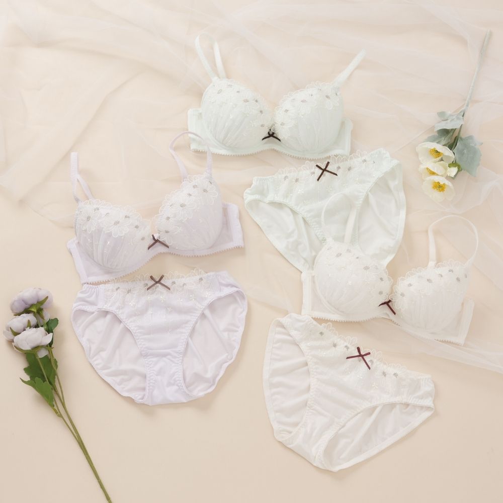 パリーゼ Palissee 【EFカップ】フルールアップリケ ブラ＆ショーツ ナイスフィットシリーズ 【返品不可商品】