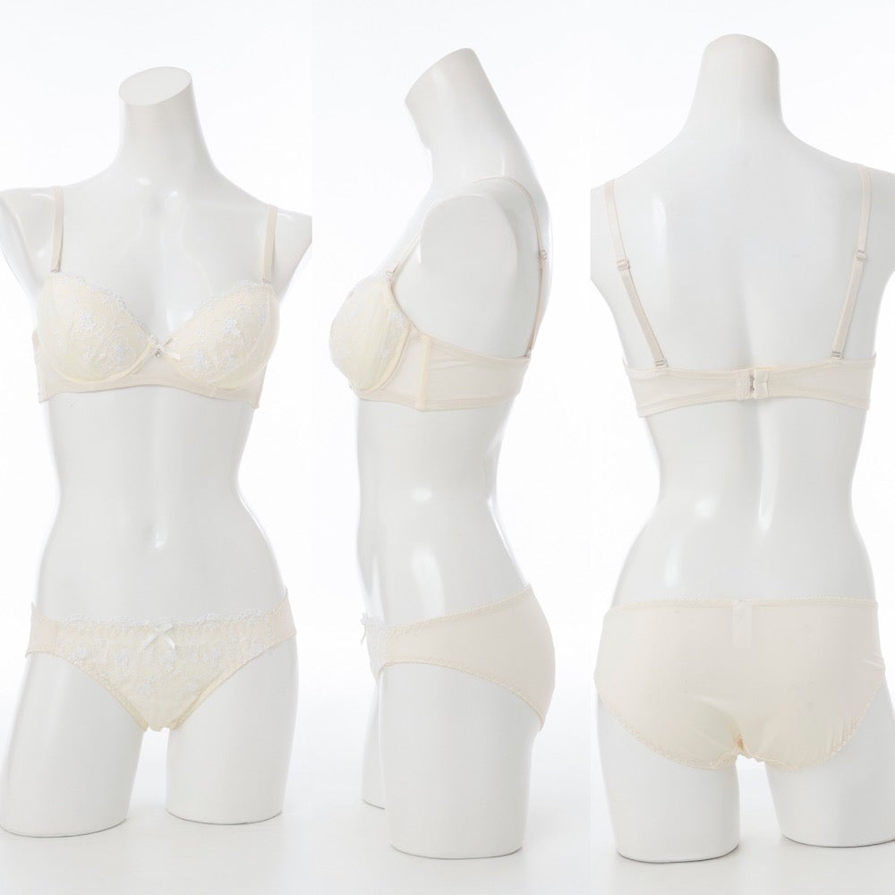 パリーゼ Palissee ガーリーハートレース3/4モールドカップブラ＆ショーツ【返品不可商品】 （アイボリー） アイボリー