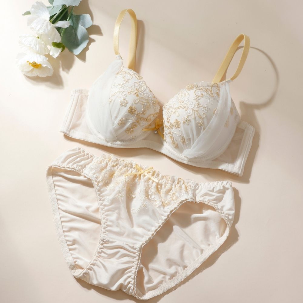 パリーゼ Palissee パピヨンフラワーブラ＆ショーツ【返品不可商品】 （アイボリー） アイボリー