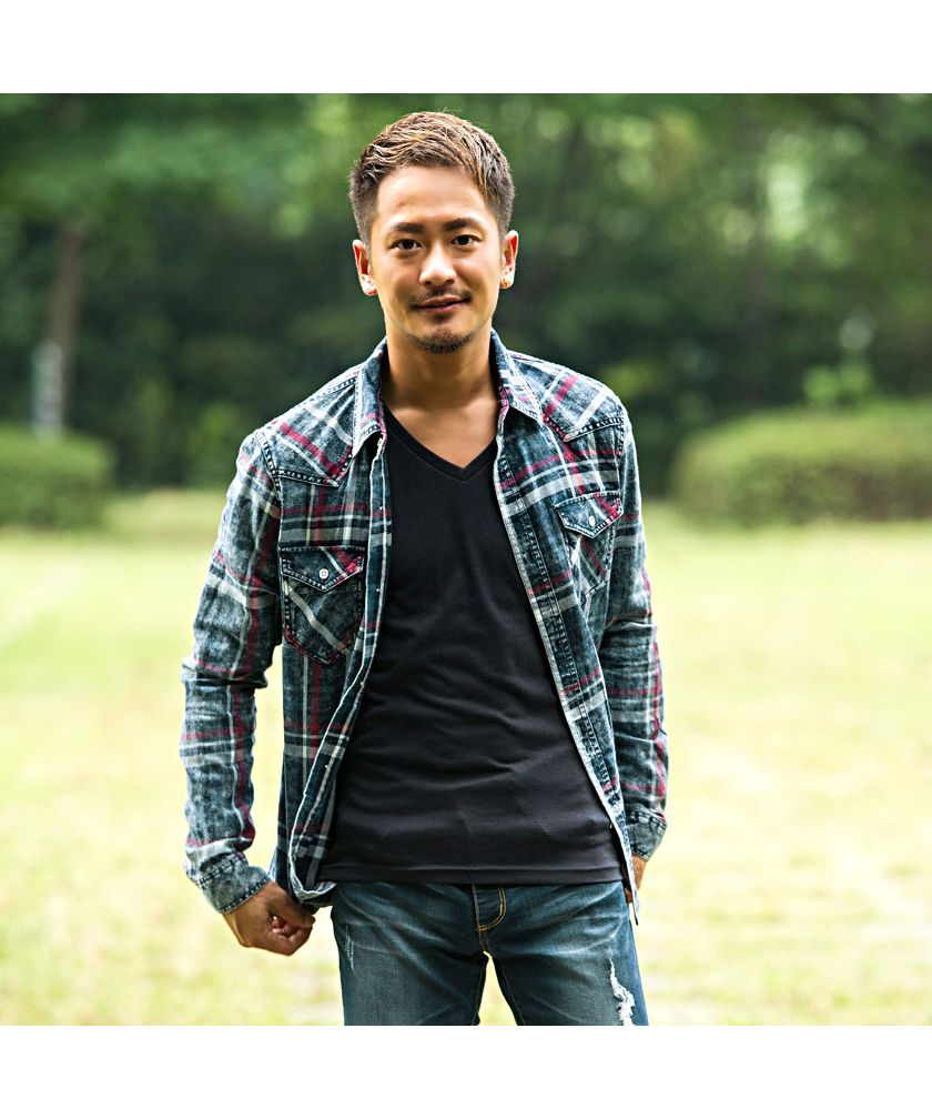 キャバリア CavariA CavariA カラー無地Vネック長袖Tシャツ メンズ 長袖 無地 ロンt 長袖Tシャツ シンプル トップス ブランド 黒 白 紺 ブラック グレー ホワイト