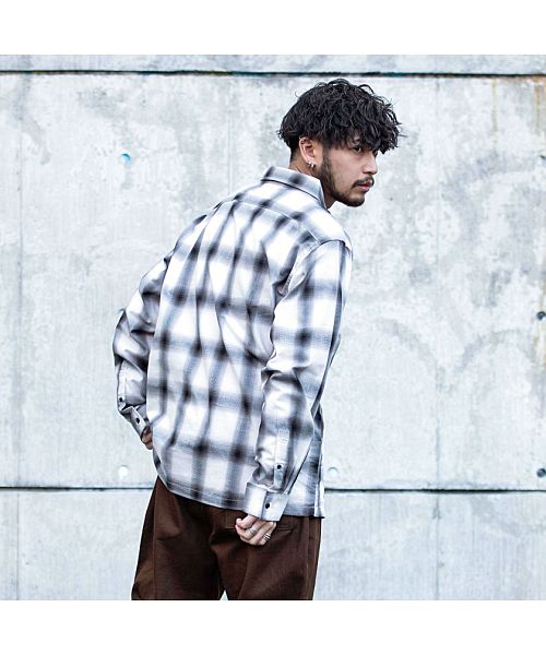 キャバリア CavariA CavariA ルーズシルエットオンブレチェックシャツ ビックシルエット （BLK(ブラック)） BLK(ブラック)