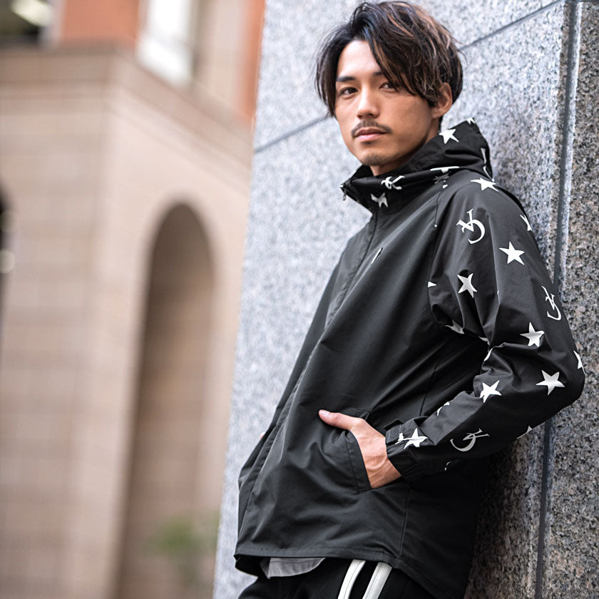 キャバリア CavariA C.V.R.A スター柄切替マウンテンパーカー アウター