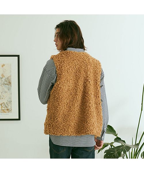 キャバリア CavariA CavariA プードルファーベスト もこもこ