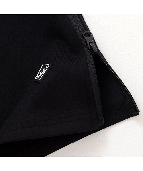 キャバリア CavariA C.V.R.A 別注ロゴ刺繍入りモックネックトレーナー×止水ジップパンツセットアップ 上下セット （GRY(グレー)） GRY(グレー)