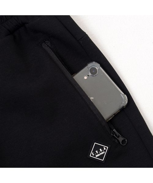 キャバリア CavariA C.V.R.A 別注ロゴ刺繍入りモックネックトレーナー×止水ジップパンツセットアップ 上下セット （GRY(グレー)） GRY(グレー)