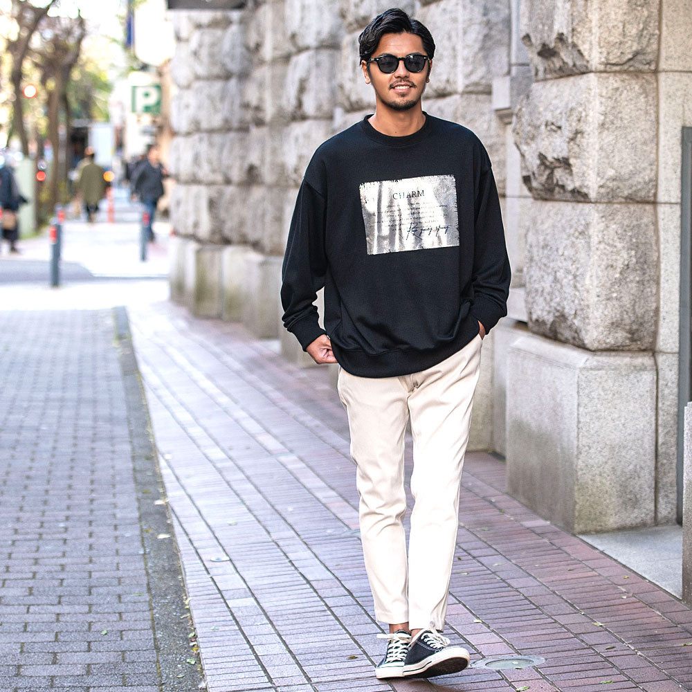 キャバリア CavariA CavariA クルーネック シルバー箔プリント長袖トレーナー