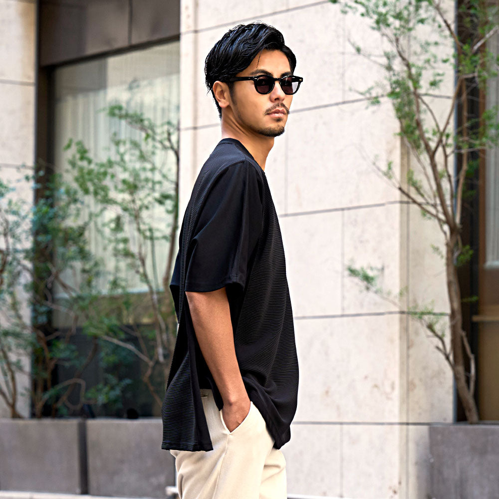 キャバリア CavariA CavariA クルーネック パネルサイドスリット半袖Tシャツ （GREIGE(グレージュ)） GREIGE(グレージュ)