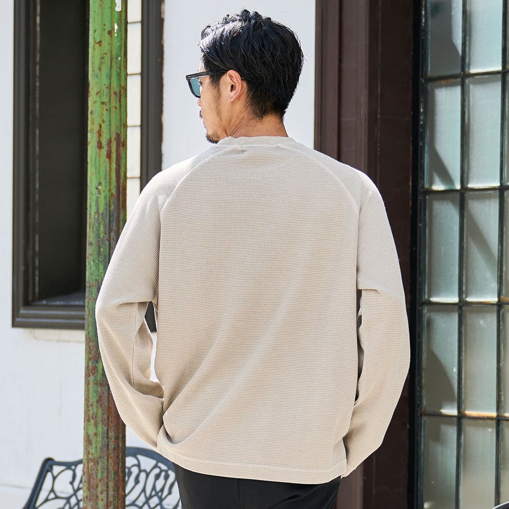 キャバリア CavariA CavariA ピグメントワッフルカットソー 長袖Tシャツ （BLACK(ブラック)） BLACK(ブラック)