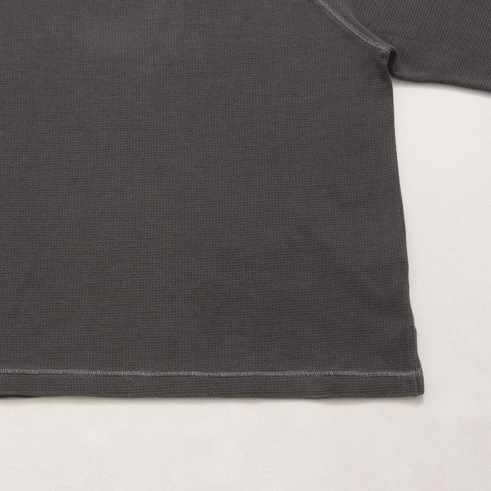 キャバリア CavariA CavariA ピグメントワッフルカットソー 長袖Tシャツ （BLACK(ブラック)） BLACK(ブラック)