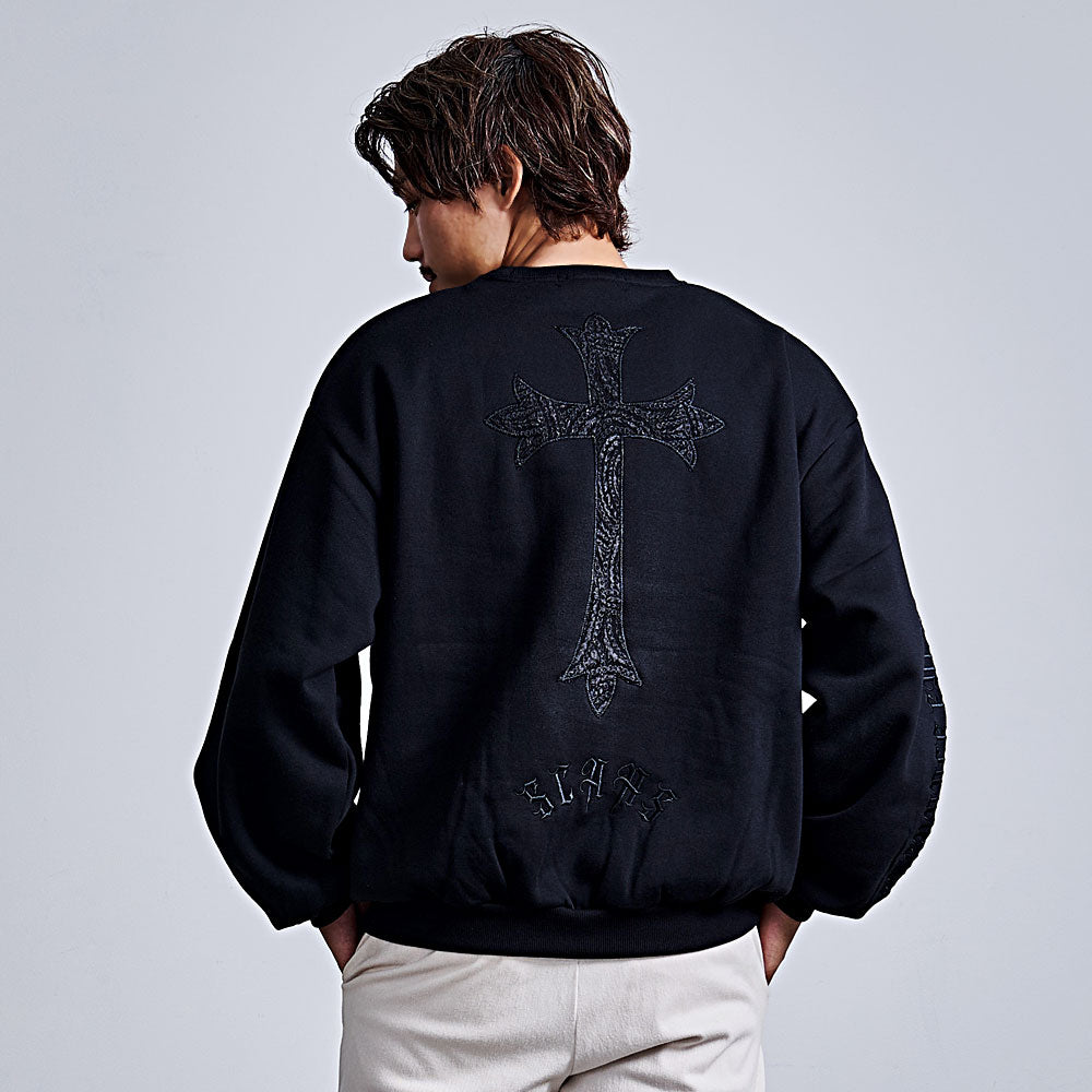 キャバリア CavariA CavariA ペイズリークロスアップリケトレーナー （BLK×WHT(ブラック×ホワイト)） BLK×WHT(ブラック×ホワイト)